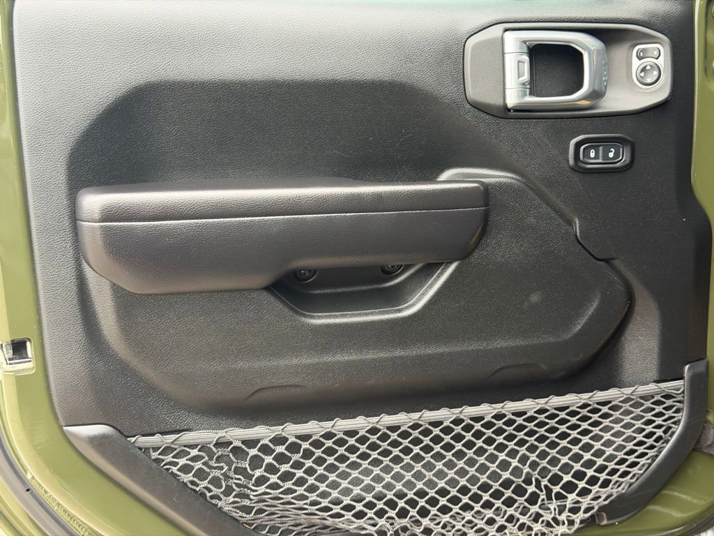 Used 2021 Jeep Wrangler Unlimited Rubicon w/ Steel Bumper Group AWD/4WD image 22