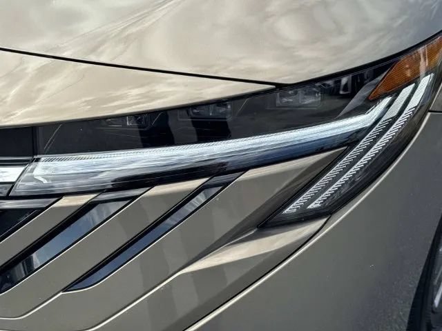 Used 2026 Nissan Sentra SV FWD image 10