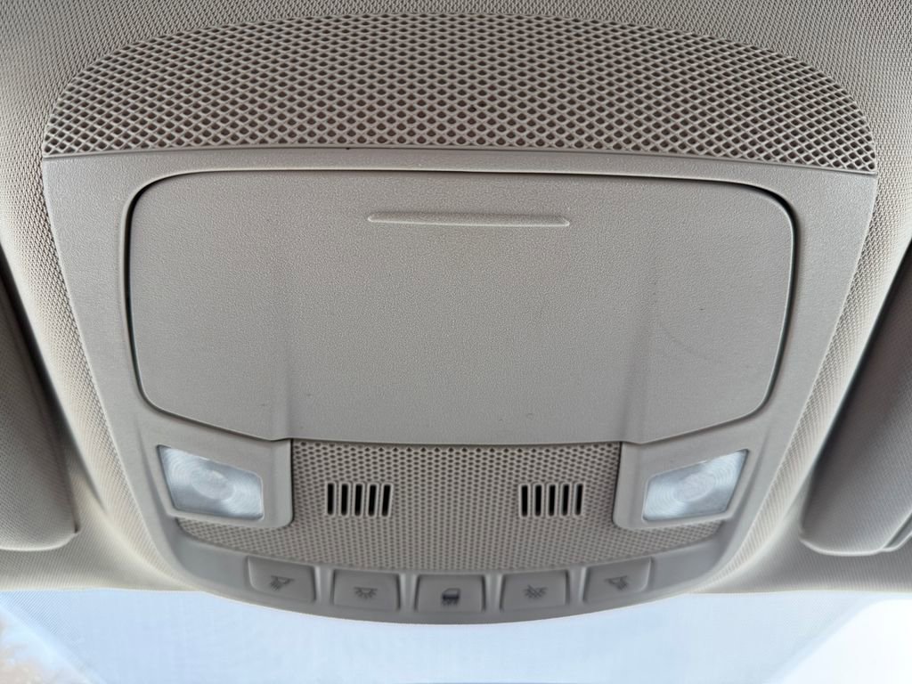 Used 2016 Ford Fusion SE image 27