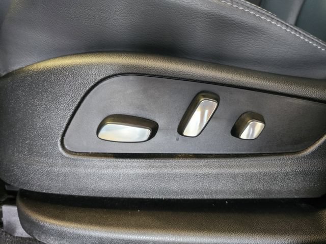 Certified 2024 Cadillac XT6 Sport w/ LPO, Floor Liner Package AWD/4WD image 14