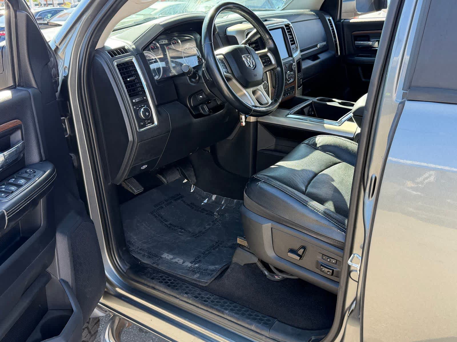 Used 2013 RAM 3500 Laramie w/ Cold Weather Group AWD/4WD image 13