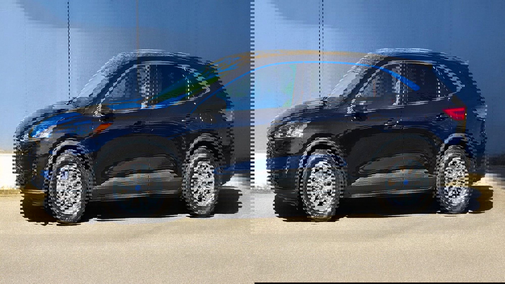 Used 2022 Ford Escape SE image 11