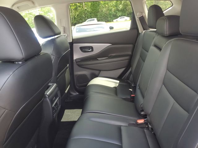 Certified 2024 Nissan Murano SV w/ SV Midnight Edition Package image 12