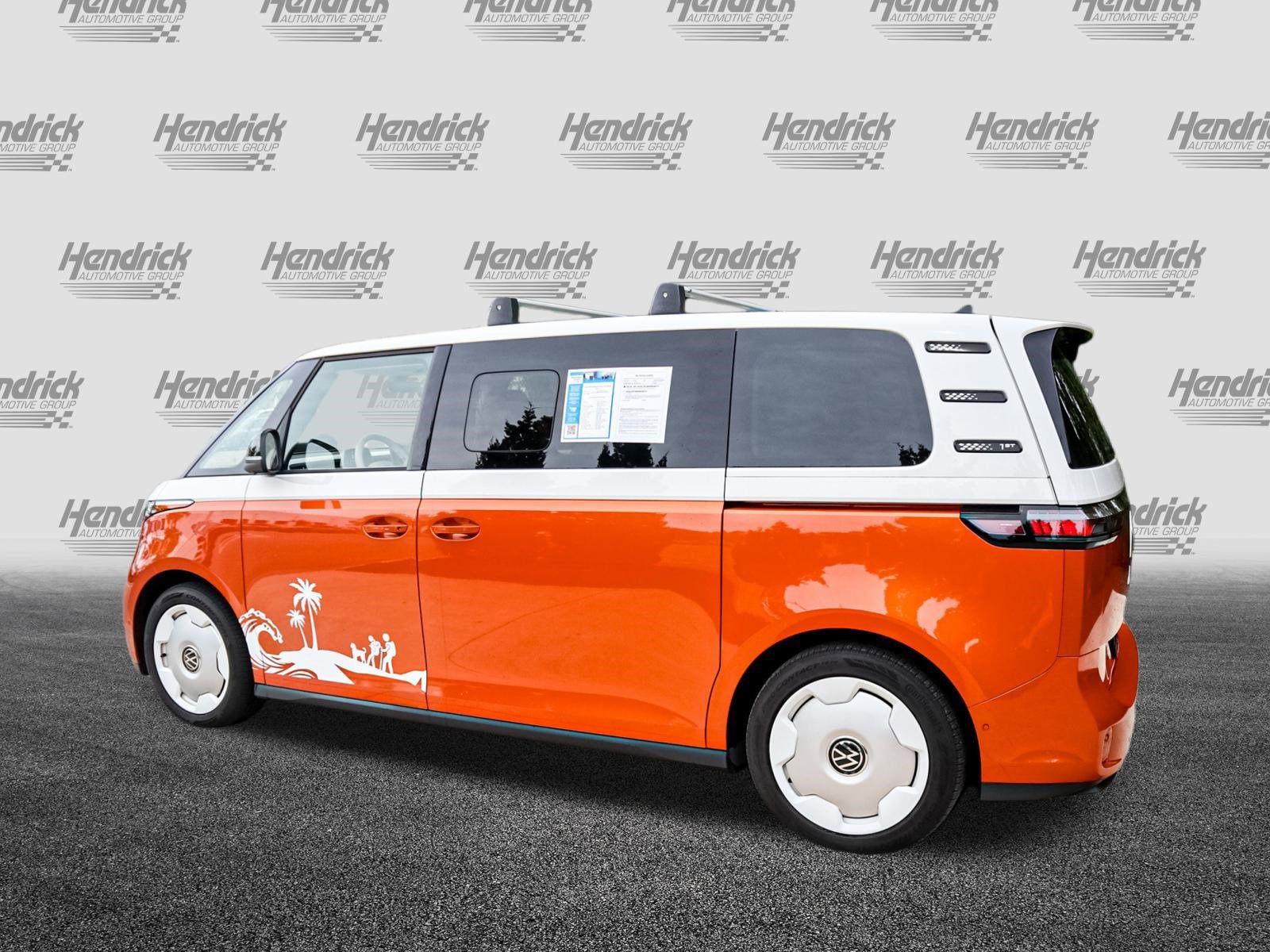 Used 2025 Volkswagen ID. Buzz 1st Edition RWD image 7