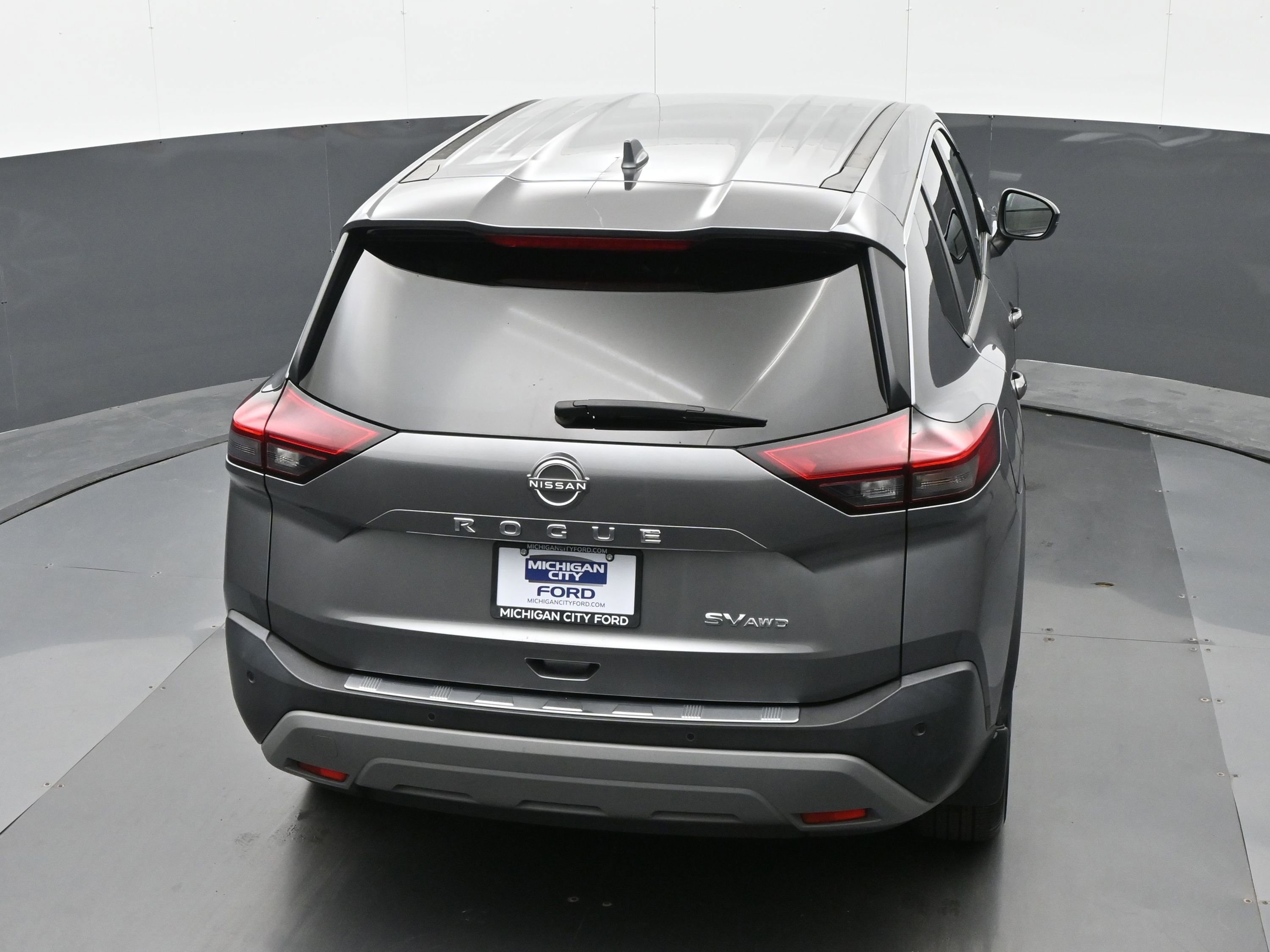 Used 2022 Nissan Rogue SV image 30