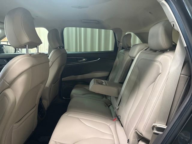 Used 2022 Lincoln Nautilus AWD image 30