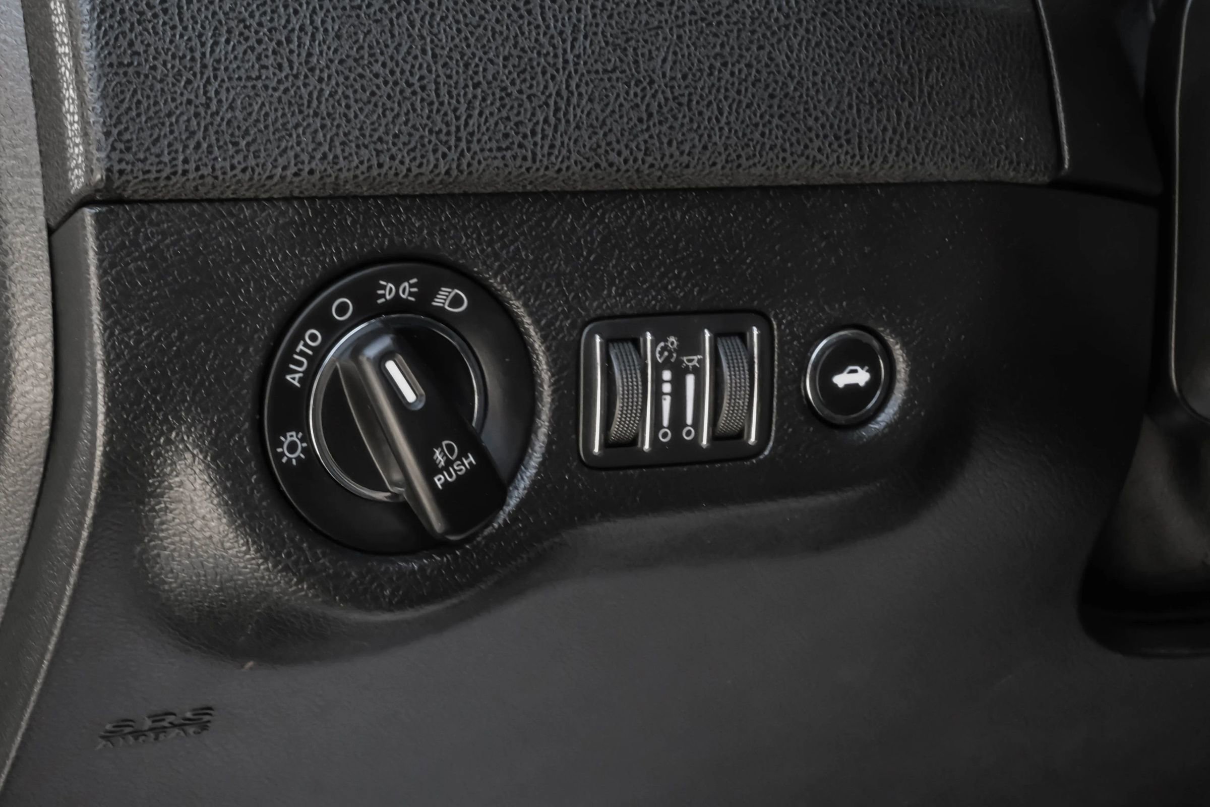 Used 2022 Chrysler 300 S image 32