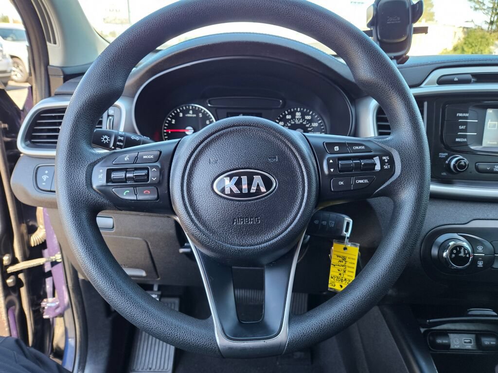 Used 2016 Kia Sorento FWD image 28
