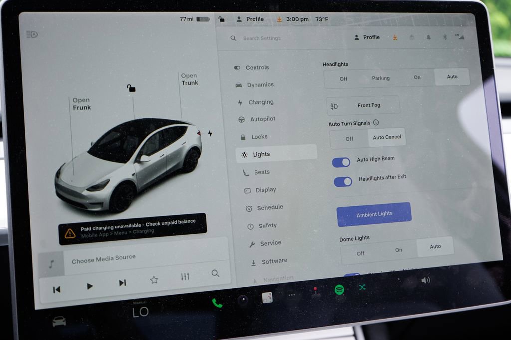 Used 2020 Tesla Model Y Long Range image 28