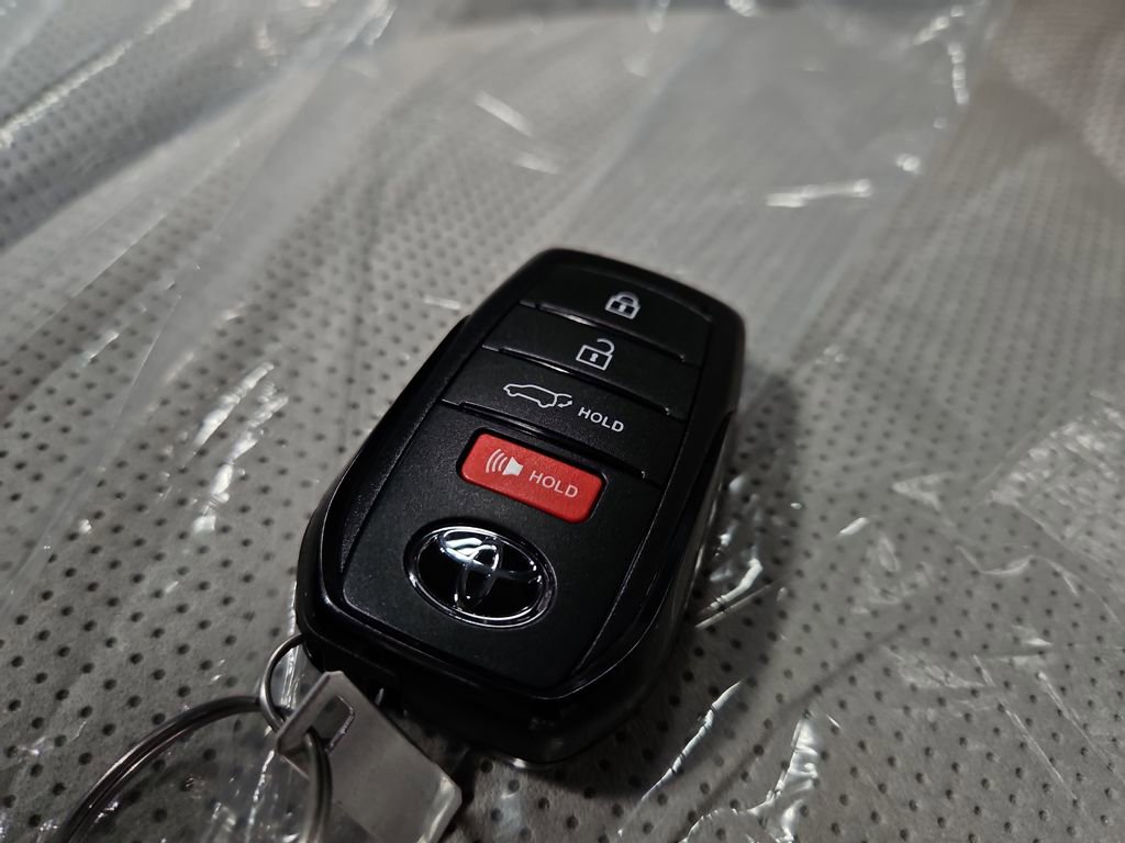 New 2026 Toyota Grand Highlander AWD Hybrid image 24