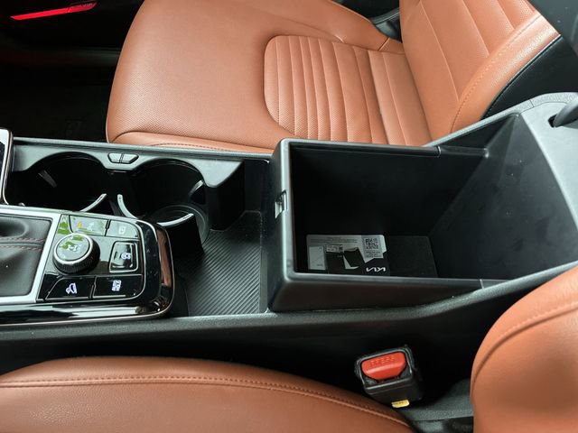 Certified 2024 Kia Sportage SX image 21