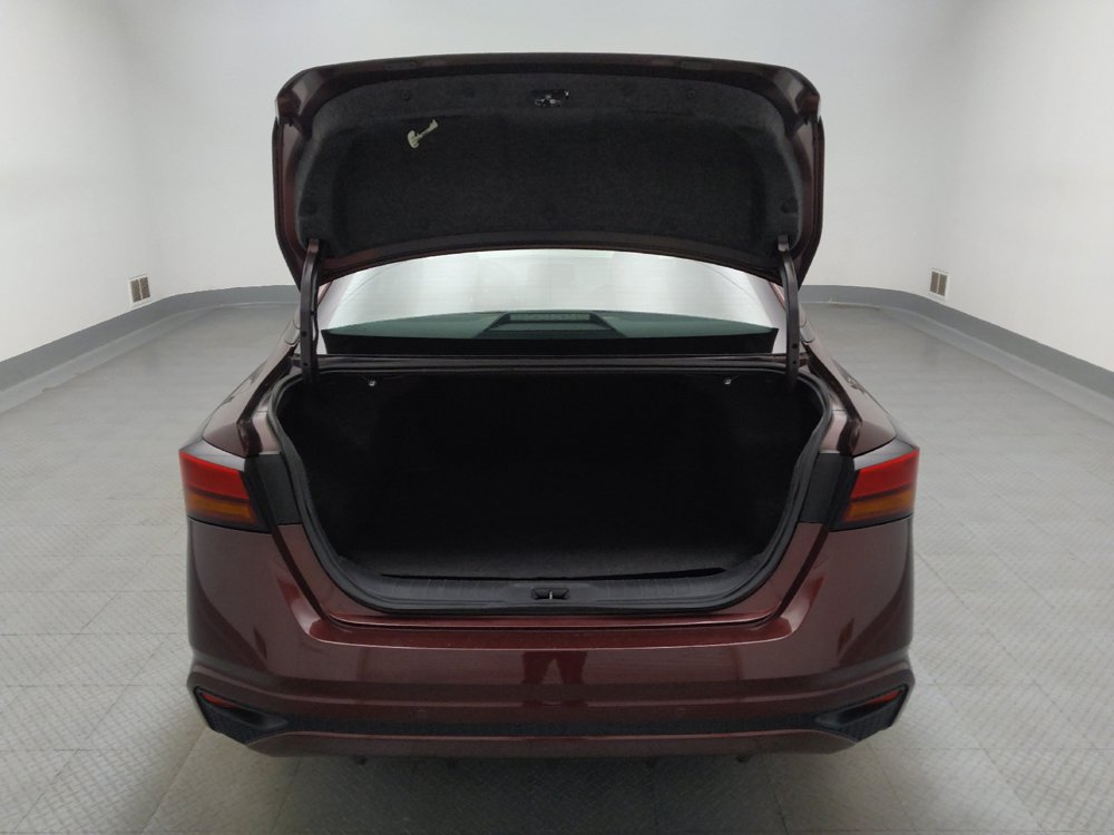 Used 2025 Nissan Altima 2.5 SV FWD image 29
