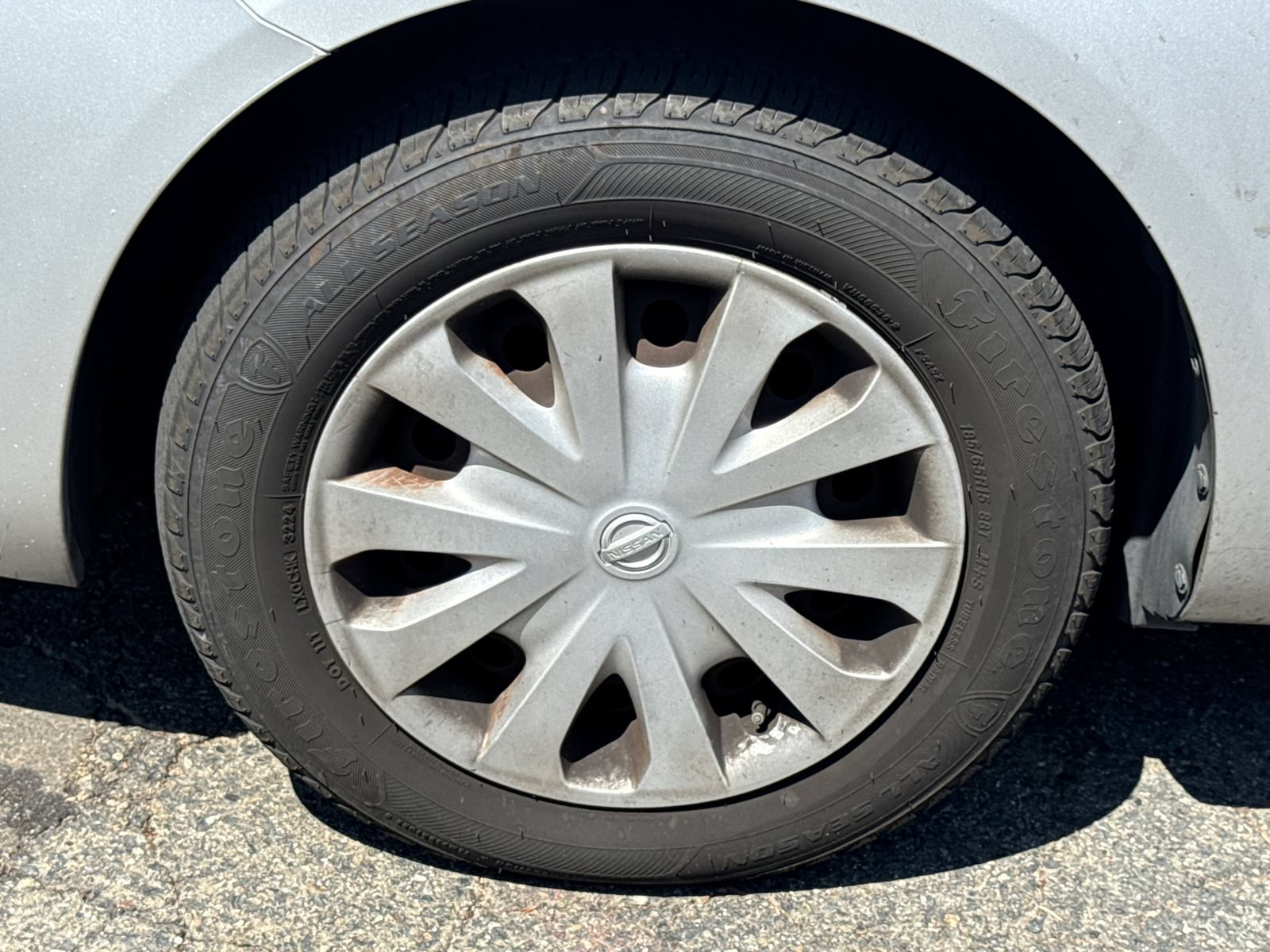 Used 2014 Nissan Versa S Plus FWD image 5