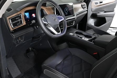 New 2026 Volkswagen Atlas SE image 16