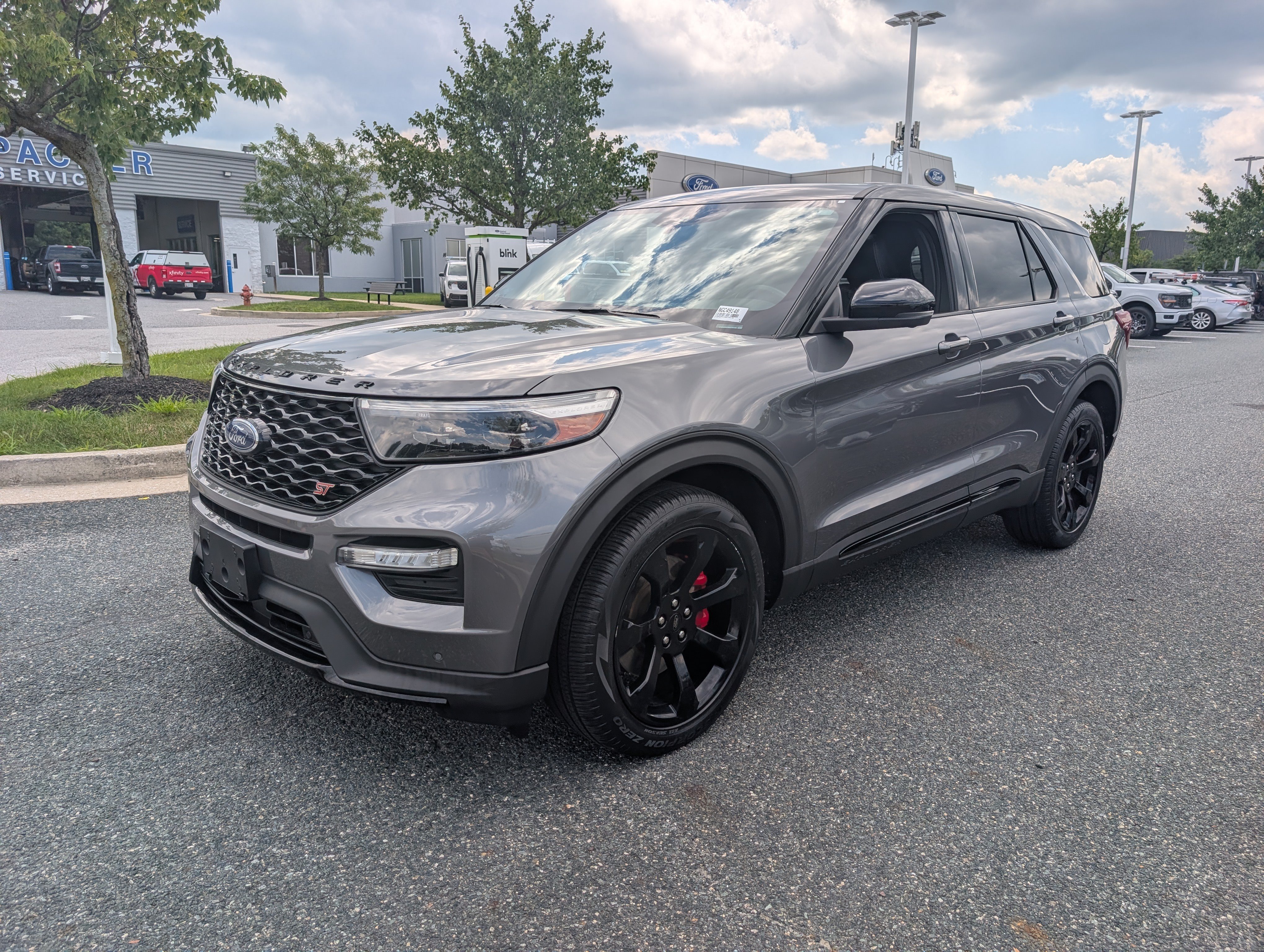 Certified 2022 Ford Explorer ST w/ Equipment Group 401A AWD/4WD image 7
