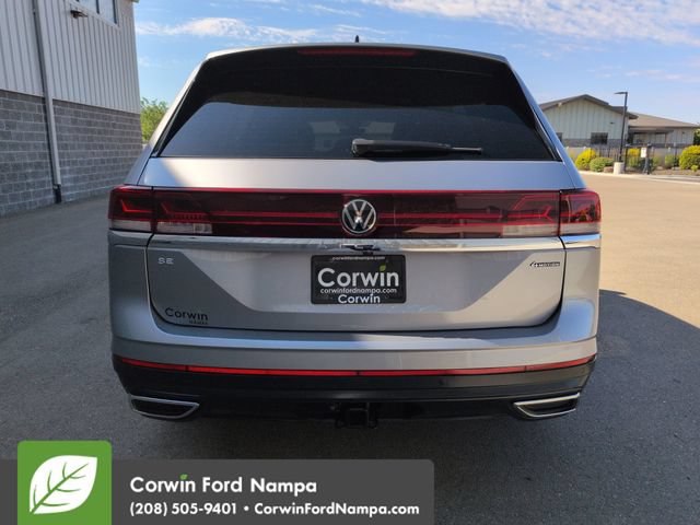 Used 2024 Volkswagen Atlas SE AWD/4WD image 4