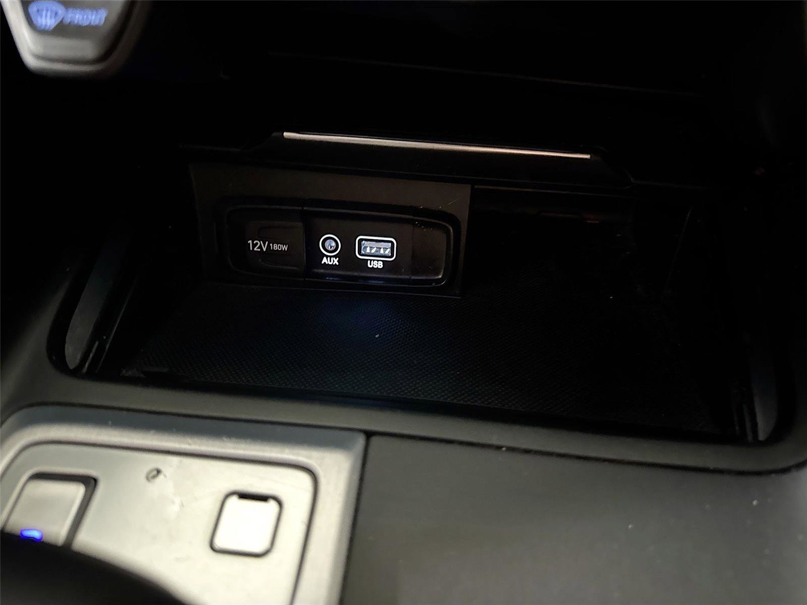 Used 2020 Genesis G70 2.0T w/ Elite Package AWD/4WD image 16