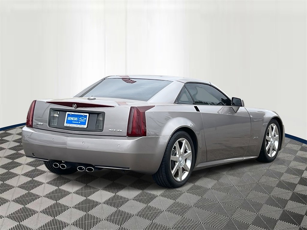 Used 2005 Cadillac XLR image 5