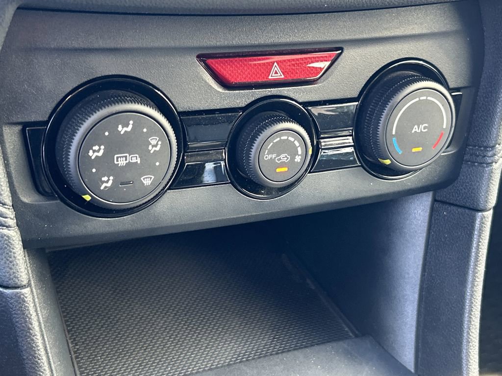 Used 2018 Subaru Crosstrek 2.0i Premium w/ Eyesight System image 24