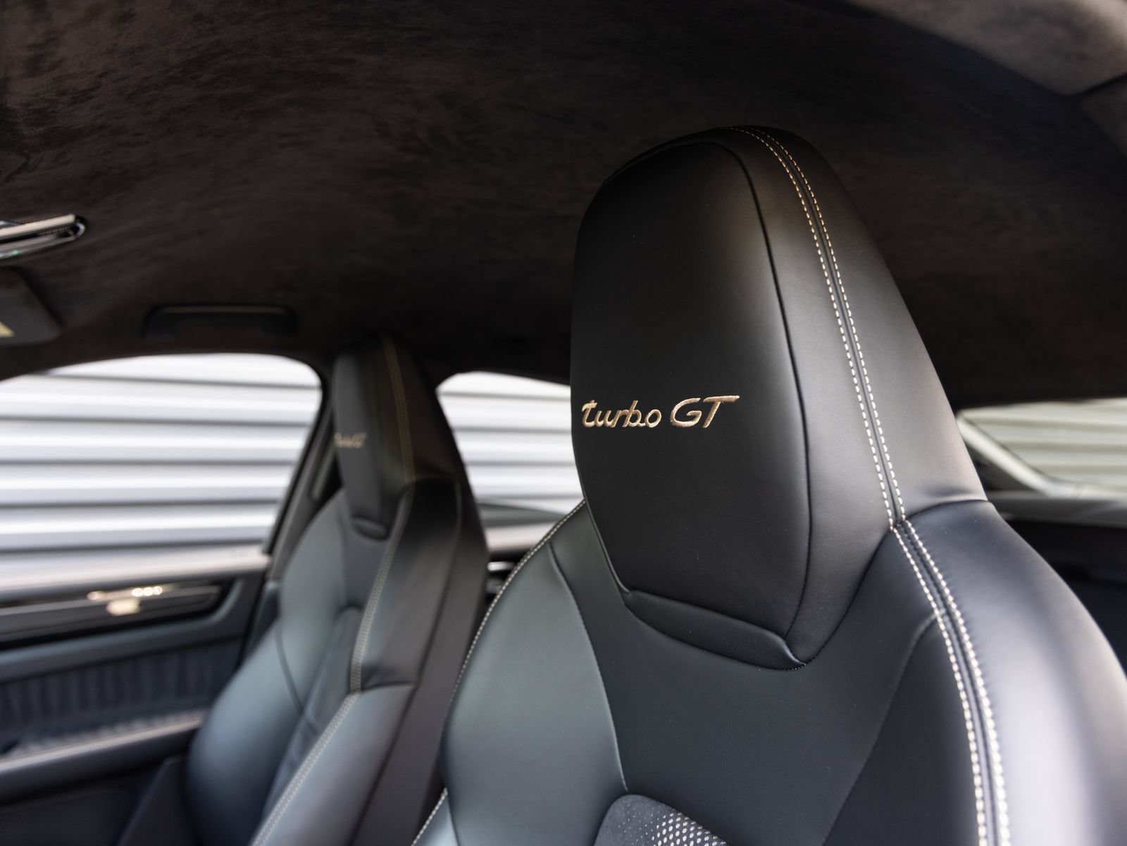 Certified 2022 Porsche Cayenne Turbo GT AWD/4WD image 24