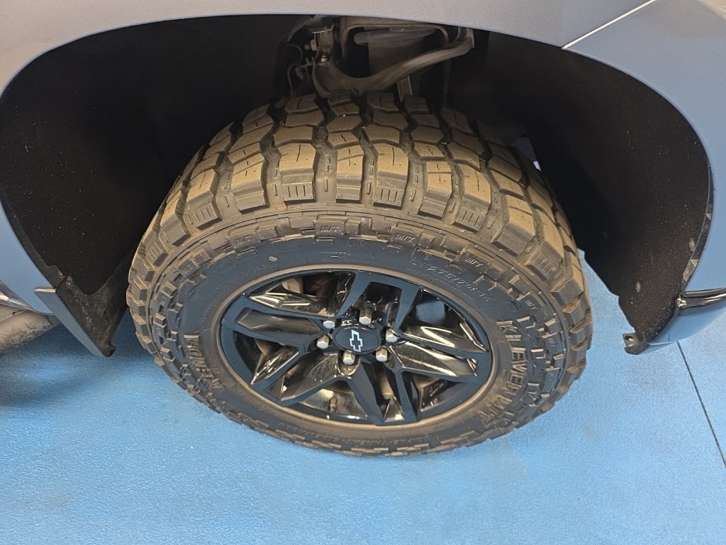 Certified 2020 Chevrolet Silverado 1500 LT Trail Boss AWD/4WD image 10