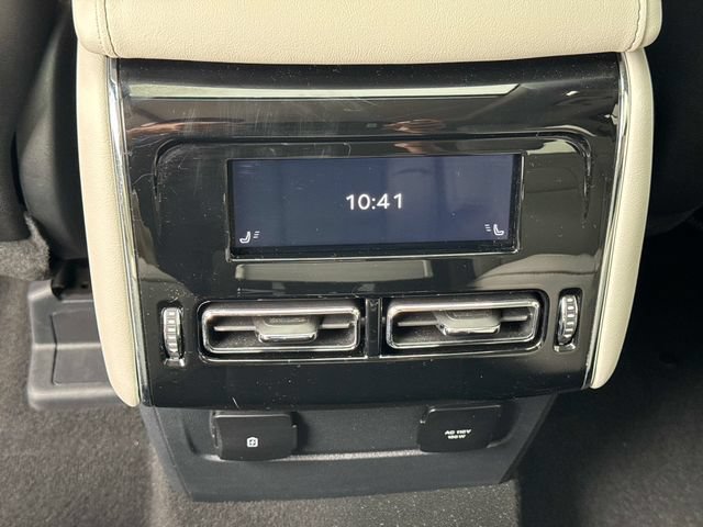 Used 2025 Lincoln Aviator Reserve w/ Equipment Group 201A AWD/4WD image 16