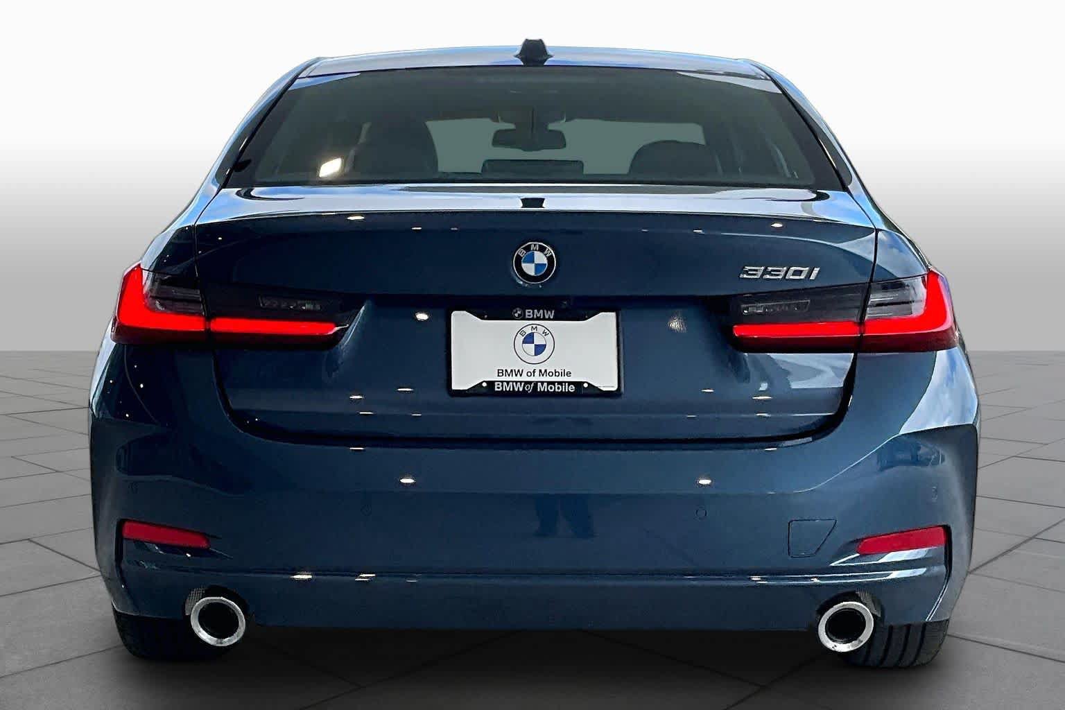 Used 2026 BMW 330i Sedan RWD image 4