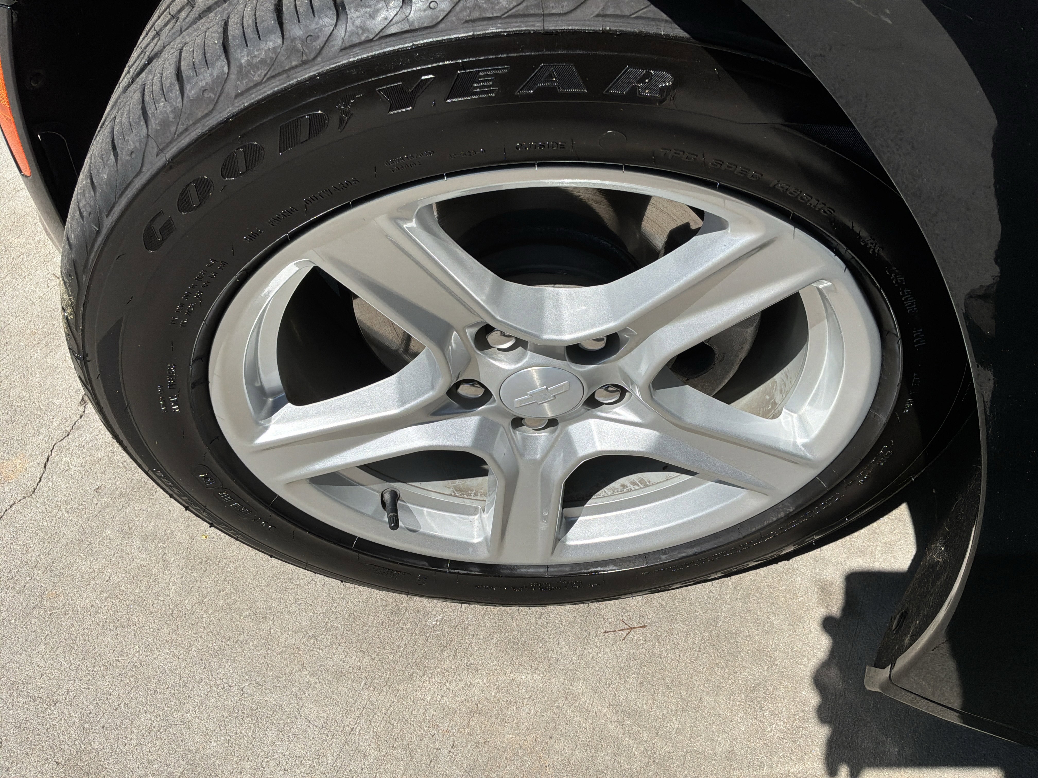 Used 2019 Chevrolet Camaro LT RWD image 13