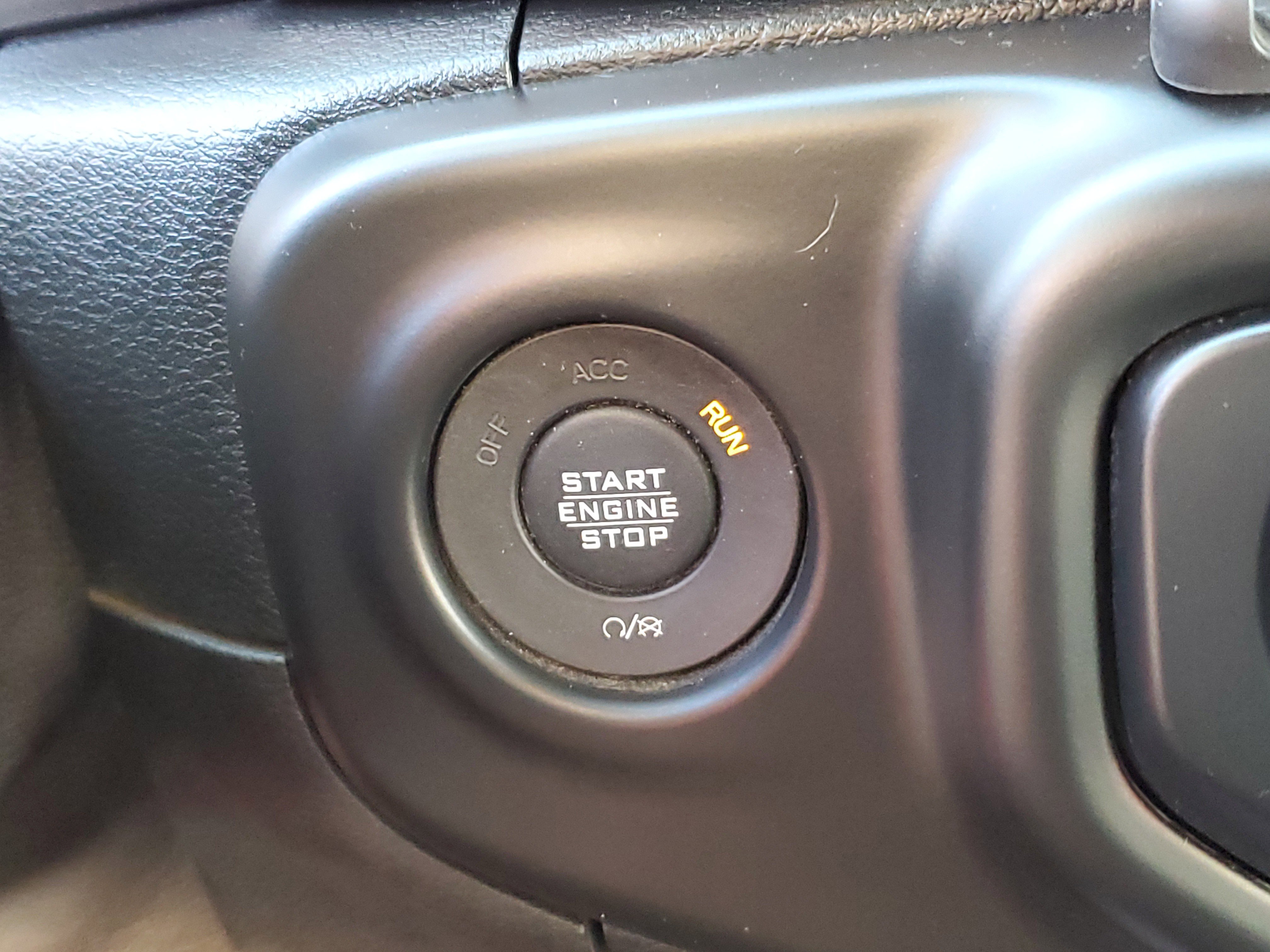 Used 2018 Jeep Wrangler Unlimited Sport image 22