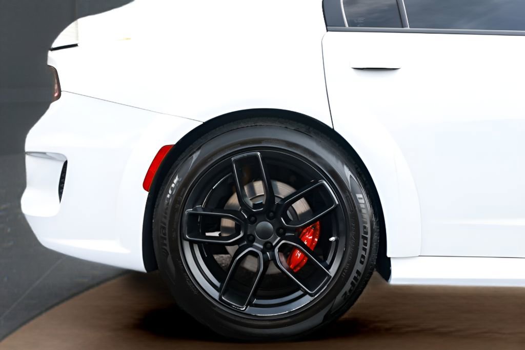 Used 2021 Dodge Charger SRT Hellcat image 12