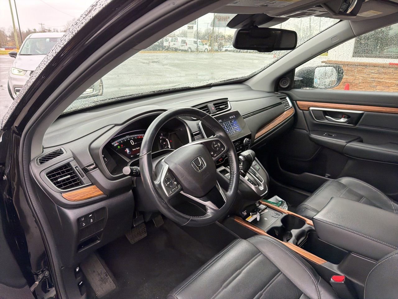 Used 2022 Honda CR-V Touring image 4