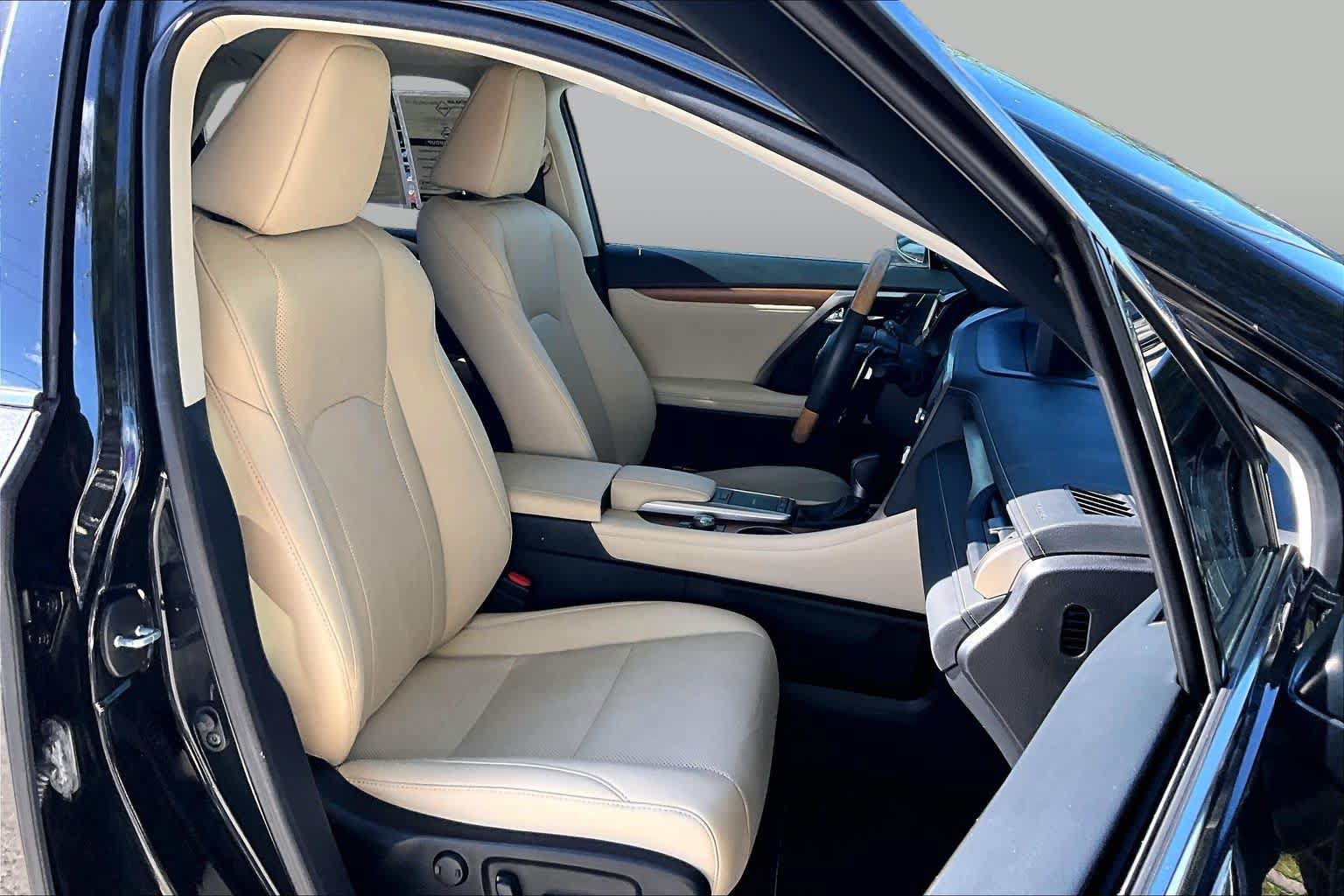 Used 2022 Lexus RX 350 FWD w/ Premium Package image 9