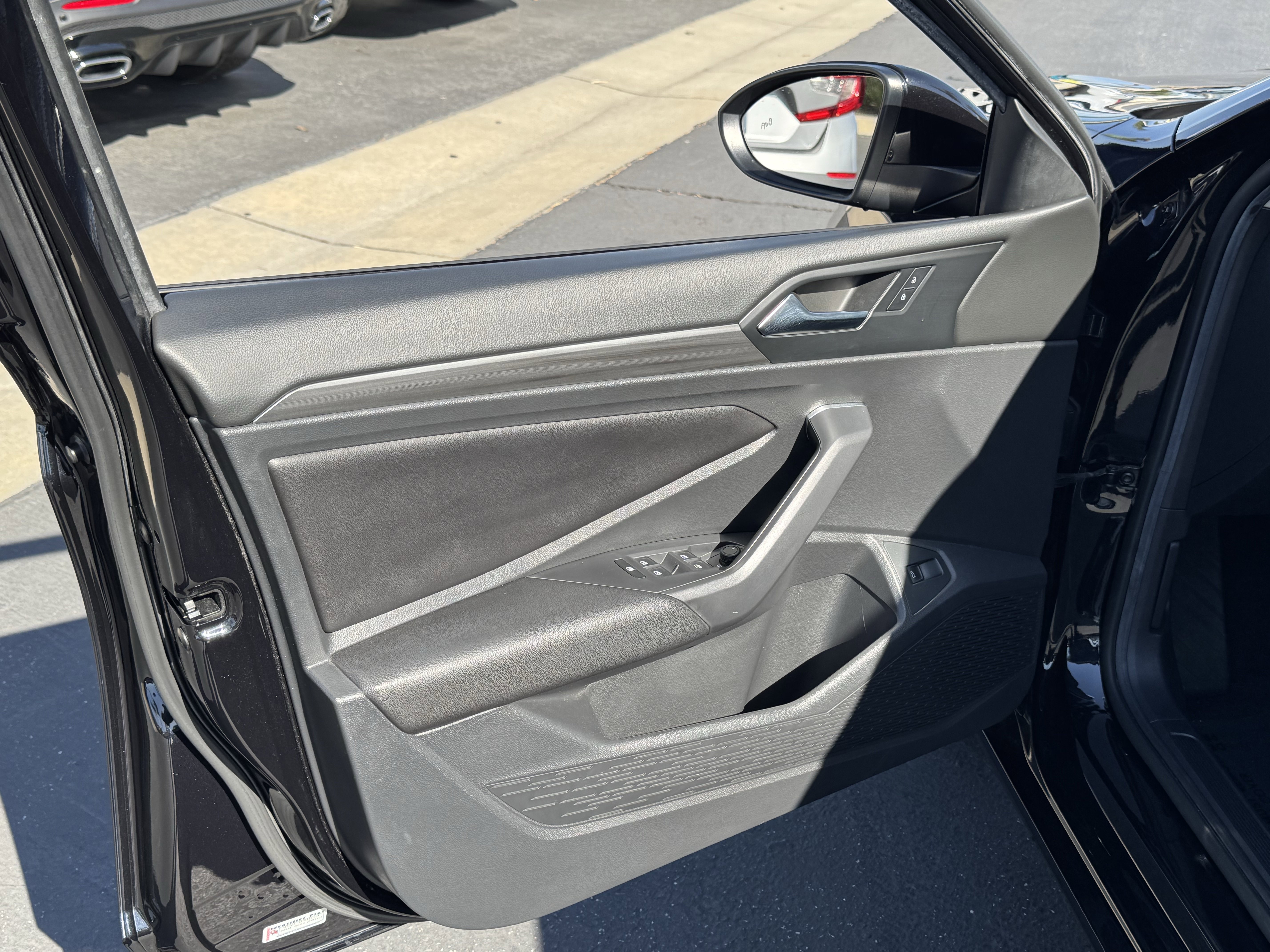 Used 2019 Volkswagen Jetta SEL FWD image 14
