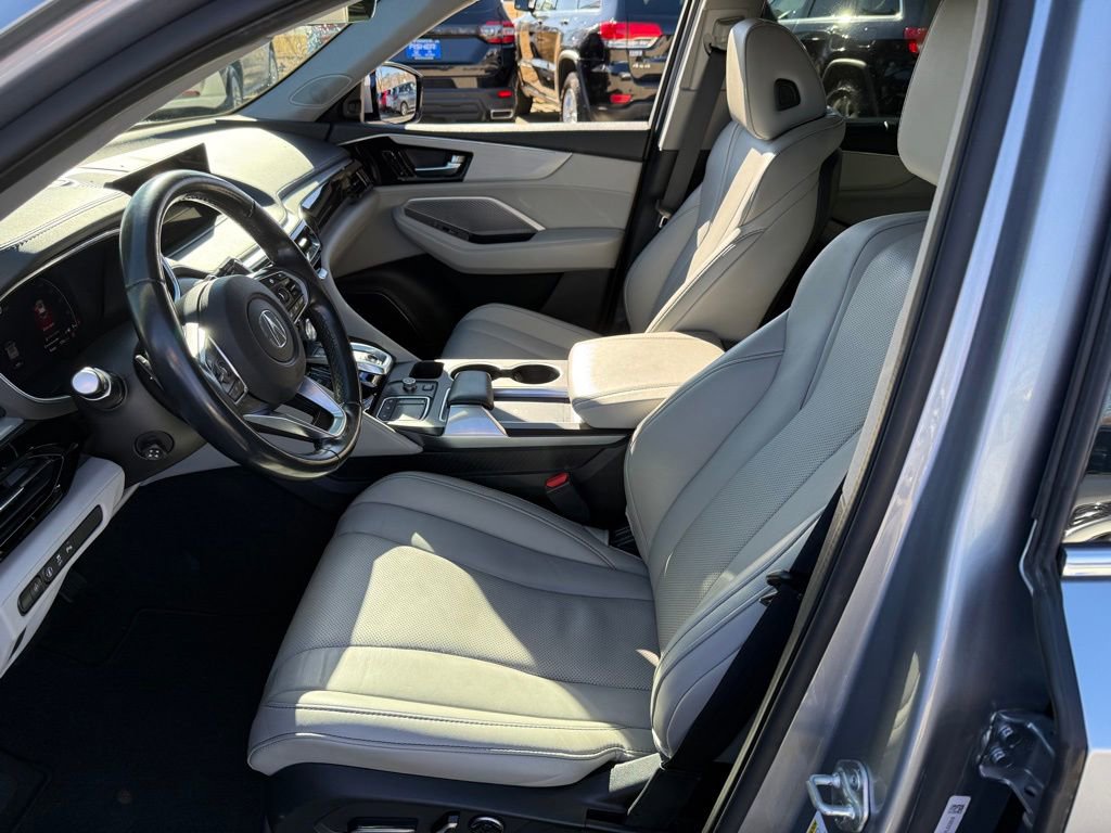 Used 2023 Acura MDX SH-AWD w/ Technology Package image 13