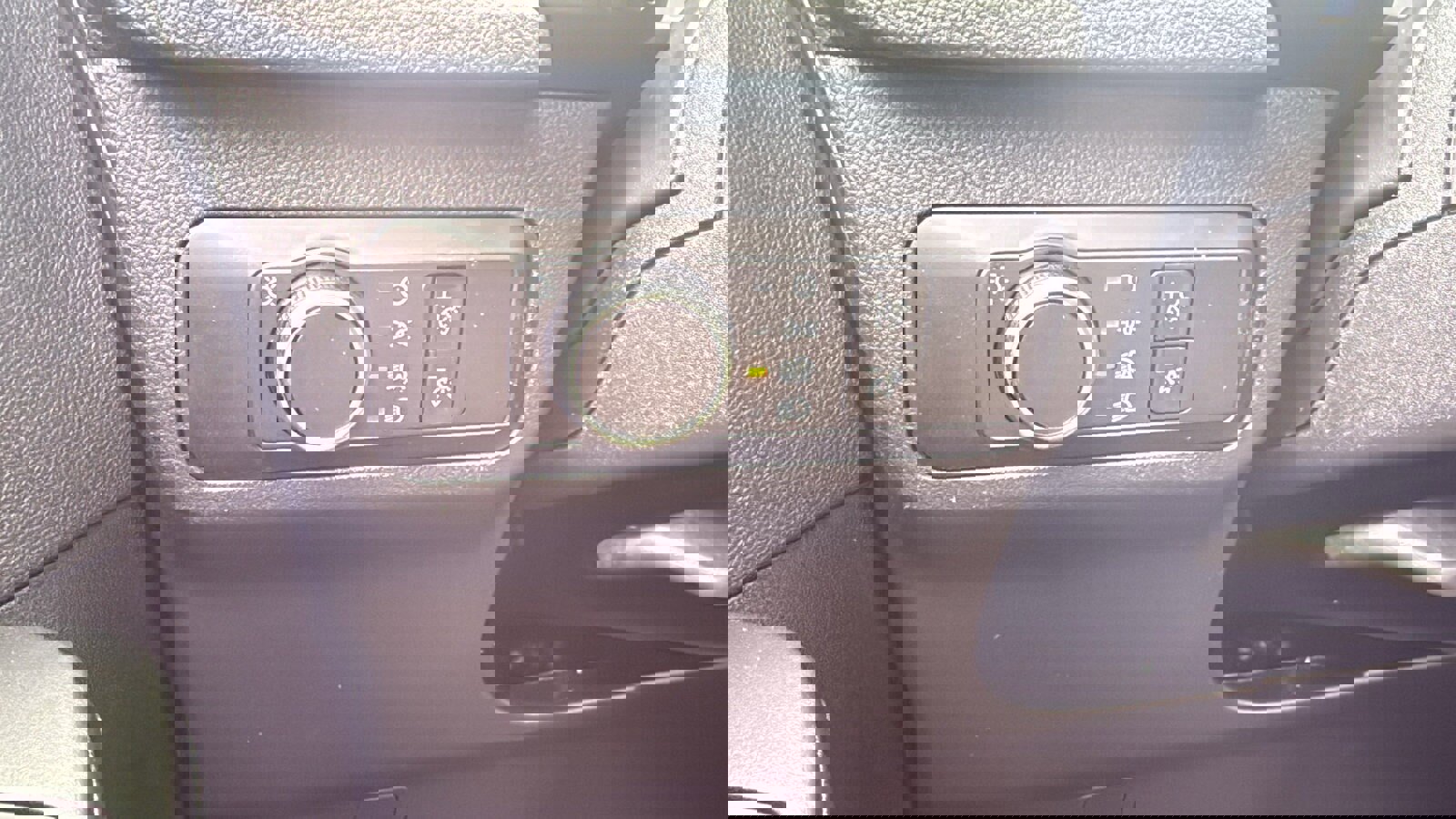 New 2026 Ford Escape ST-Line w/ Tech Pack #1 image 14