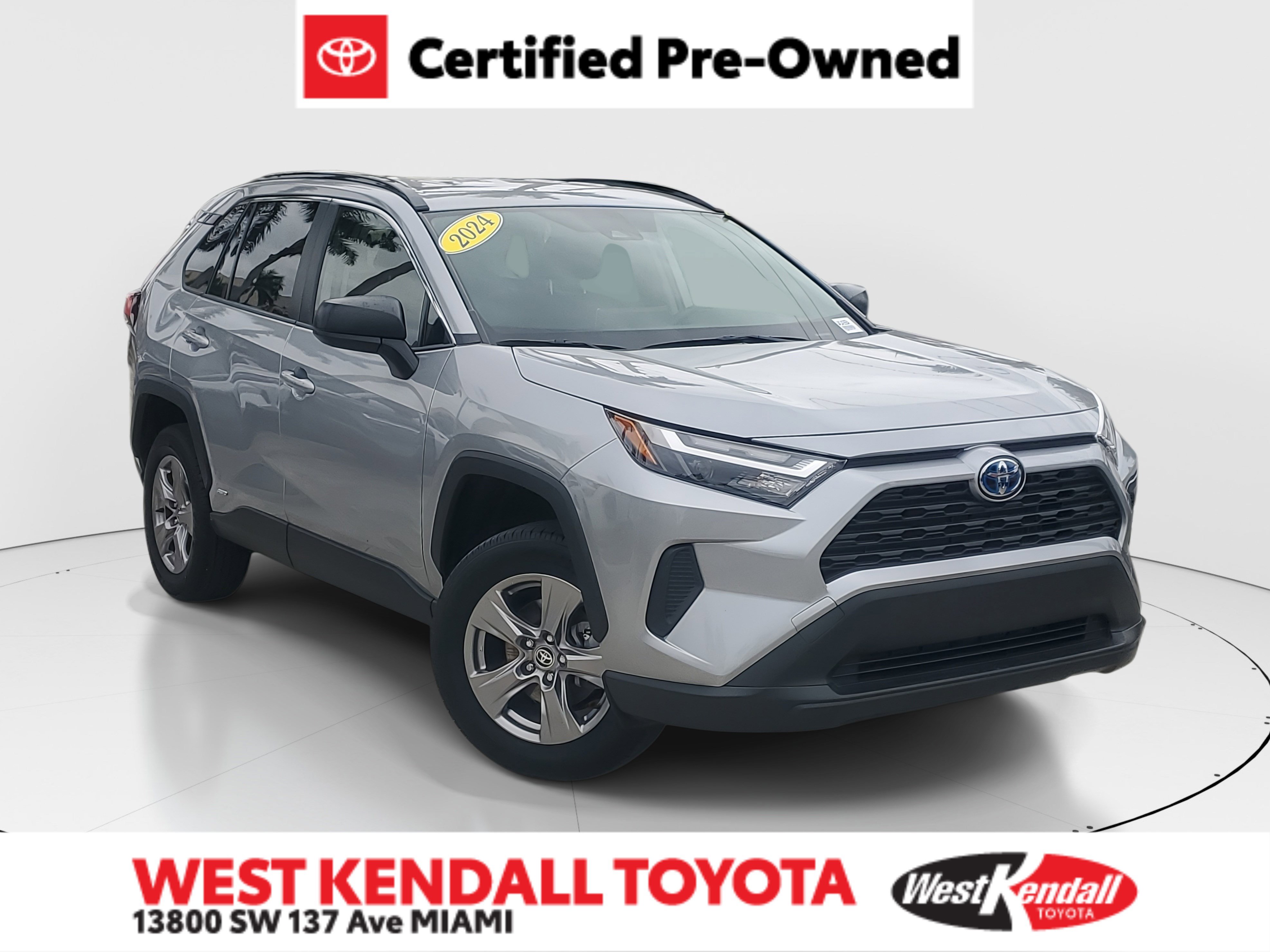 Certified 2024 Toyota RAV4 LE image 1