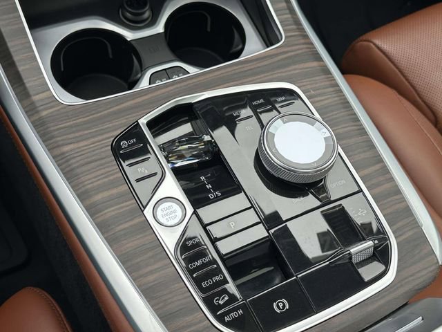 Certified 2024 BMW X7 M60i w/ Executive Package image 38
