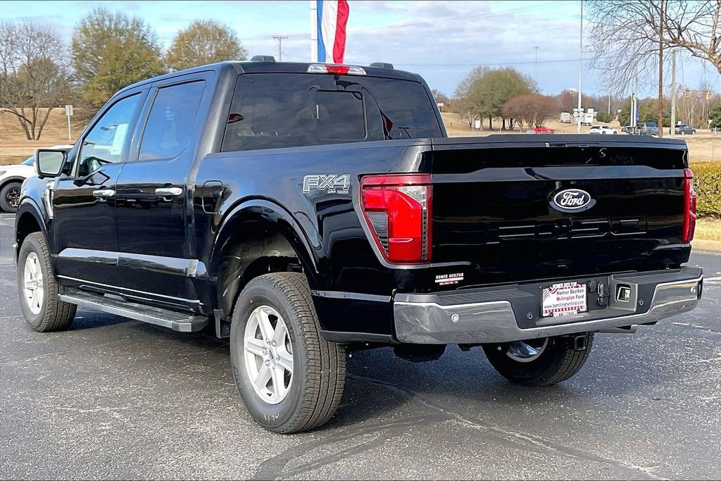 New 2025 Ford F150 XLT w/ Equipment Group 302A MID image 3