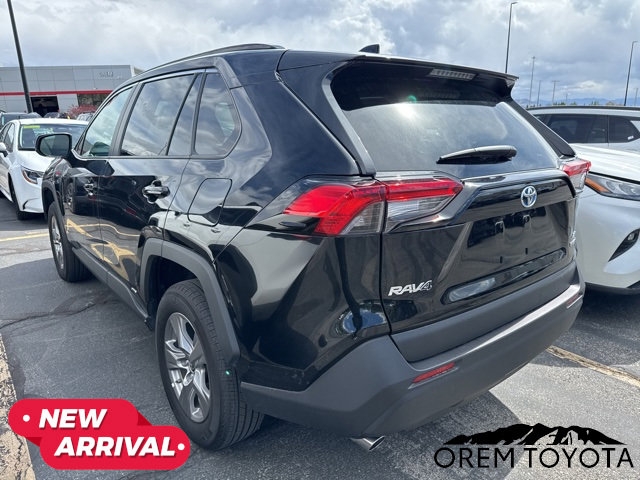 Used 2024 Toyota RAV4 LE image 18