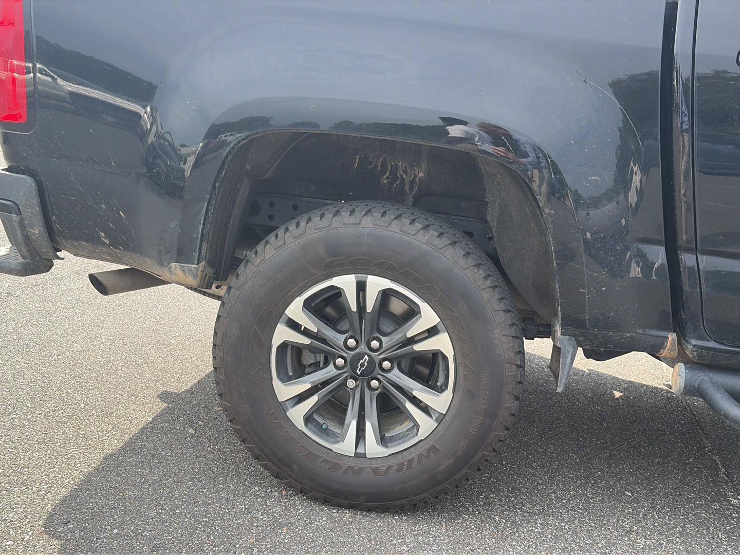 Used 2022 Chevrolet Colorado Z71 AWD/4WD image 10