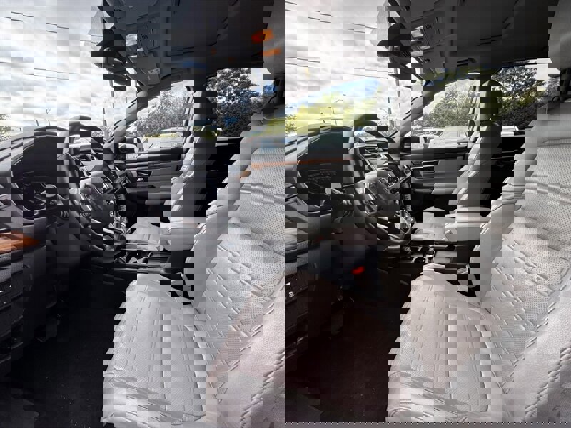 Used 2017 Honda CR-V Touring image 12