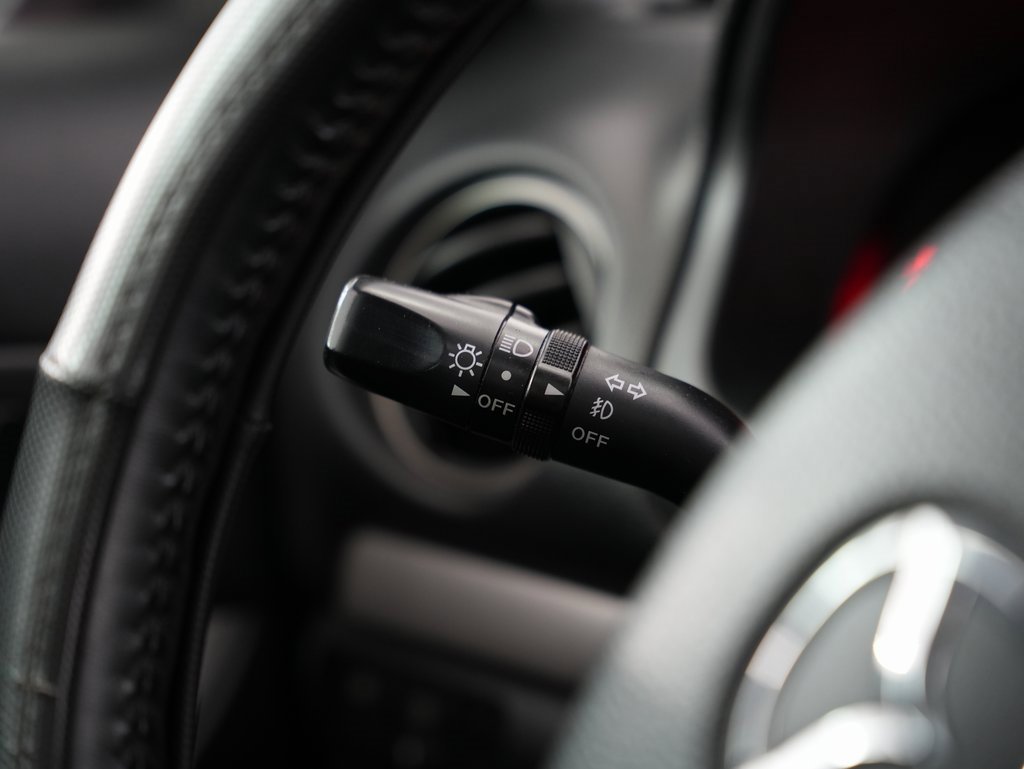 Used 2005 MAZDA MAZDA6 s Sport w/ Bose Audio & Moonroof Pkg image 14