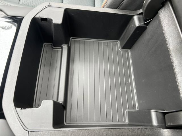 New 2026 GMC Yukon XL AT4 w/ AT4 Premium Package image 22