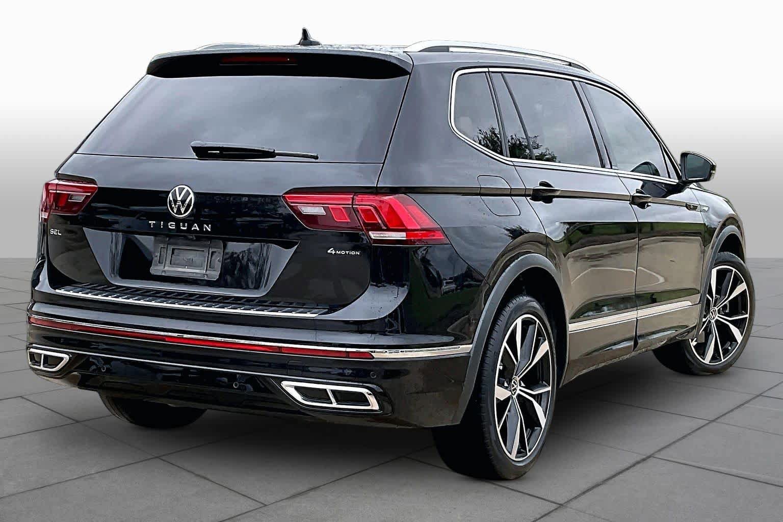 Used 2022 Volkswagen Tiguan SEL R-Line AWD/4WD image 13