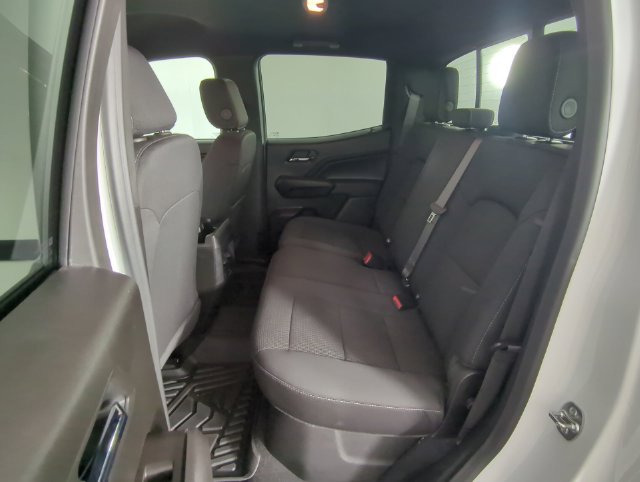 Used 2025 Chevrolet Colorado LT w/ Advanced Trailering Package AWD/4WD image 20