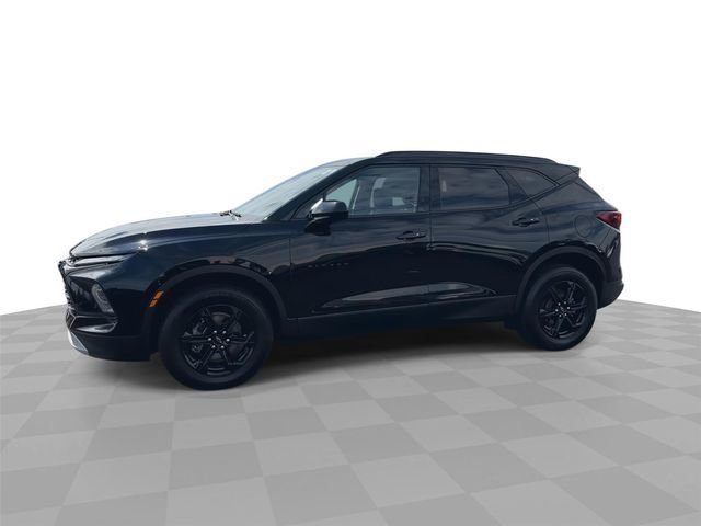 Used 2023 Chevrolet Blazer LT w/ Midnight/Sport Edition AWD/4WD image 4