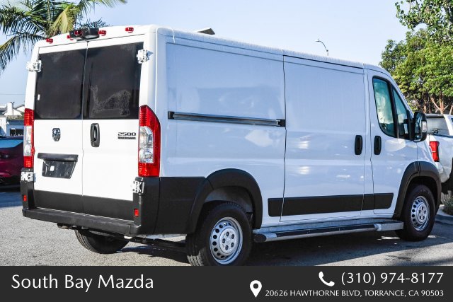 Used 2025 RAM ProMaster 2500 w/ U-Haul Equipment Group FWD image 8