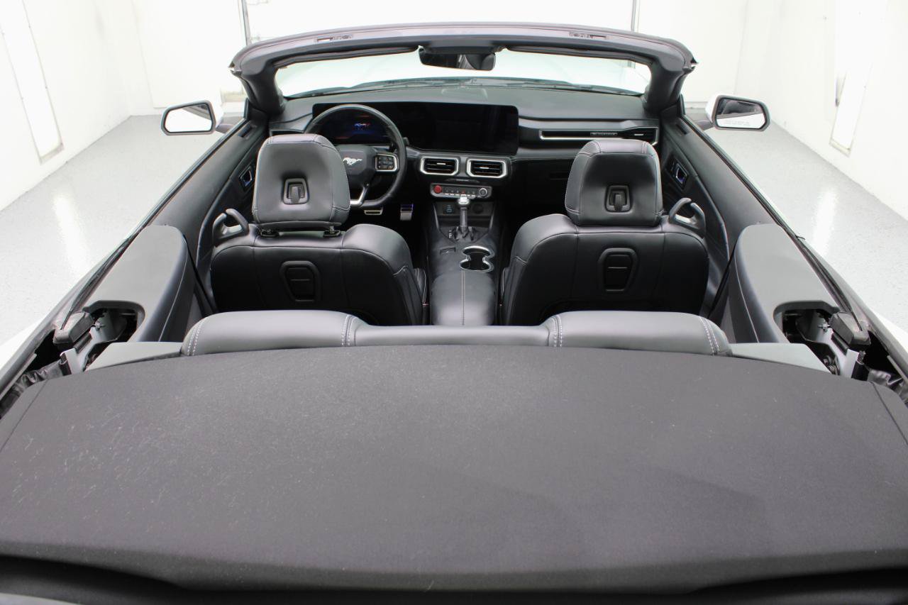 Used 2025 Ford Mustang Premium RWD image 46