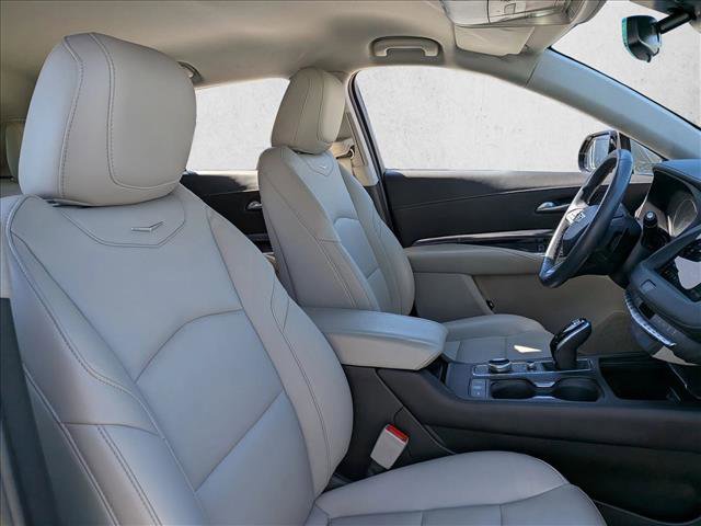 Used 2023 Cadillac XT4 Luxury image 17