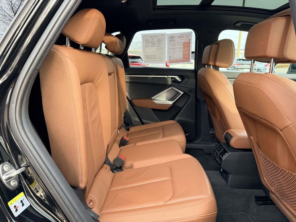 Used 2019 Audi Q3 2.0T Premium Plus w/ Premium Plus Package image 15